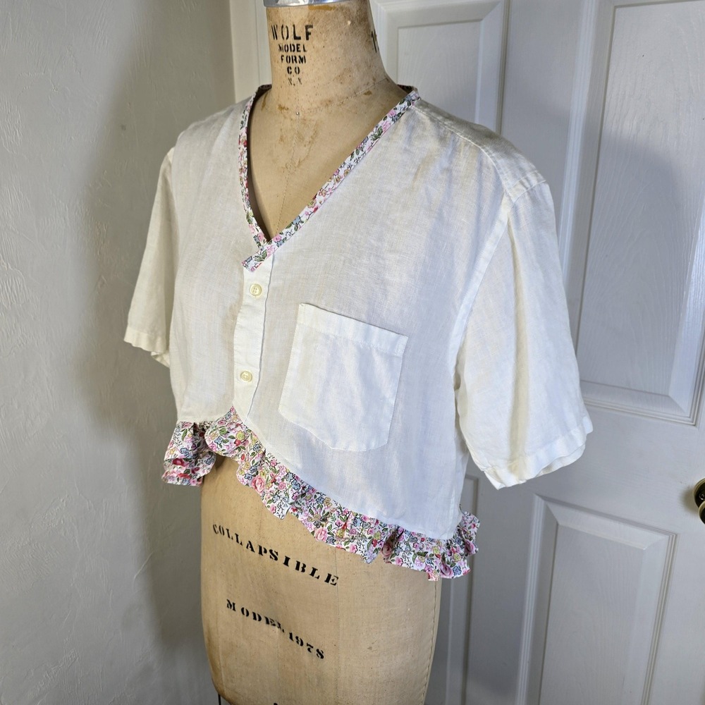 Upcycled off white womens cottagecore Linen floral ruffle. ‎ oversized S-M - Picture 7 of 7